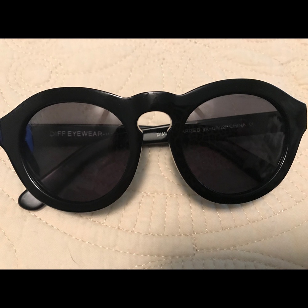 Diff eyewear Dime sunglasses.
